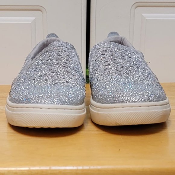 Skechers Silver Iridescent Sparkle Stud Rhinestone Flats - Picture 2 of 9